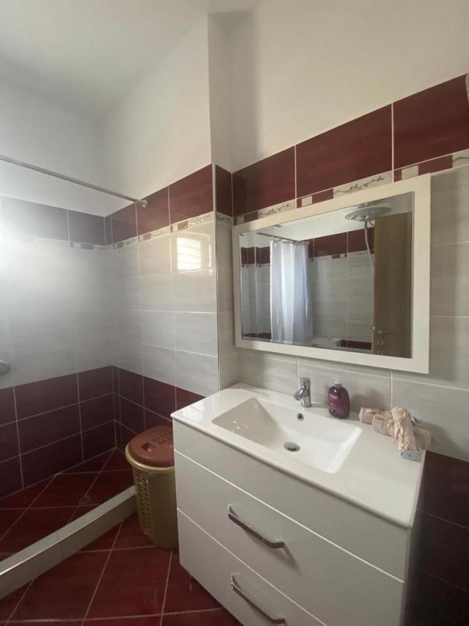 Melina House Lägenhet Sarandë Exteriör bild